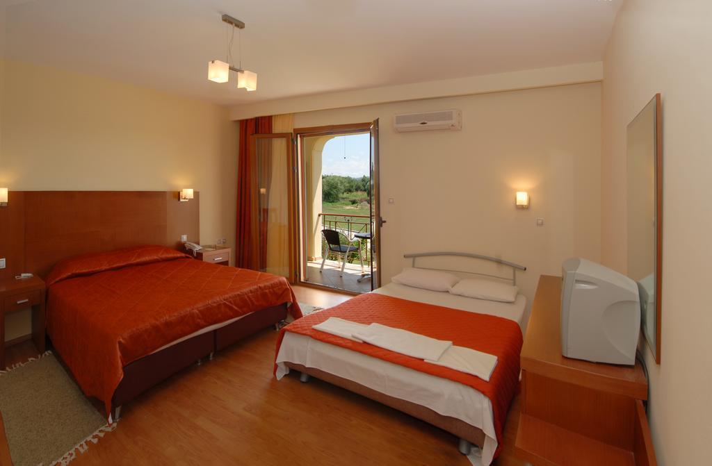 Zorbas Hotel Миртея Экстерьер фото