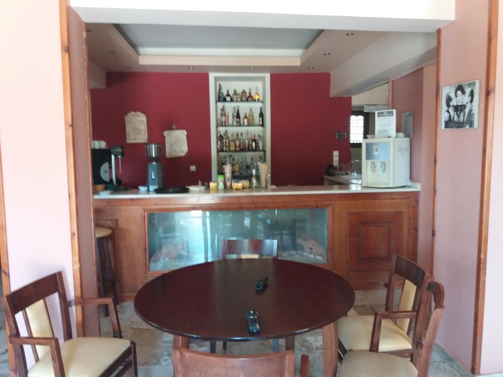 Zorbas Hotel Миртея Экстерьер фото