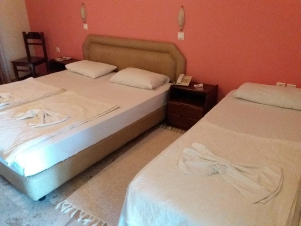 Zorbas Hotel Миртея Экстерьер фото