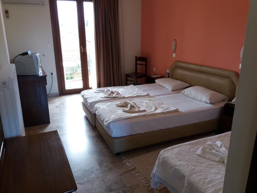 Zorbas Hotel Миртея Экстерьер фото