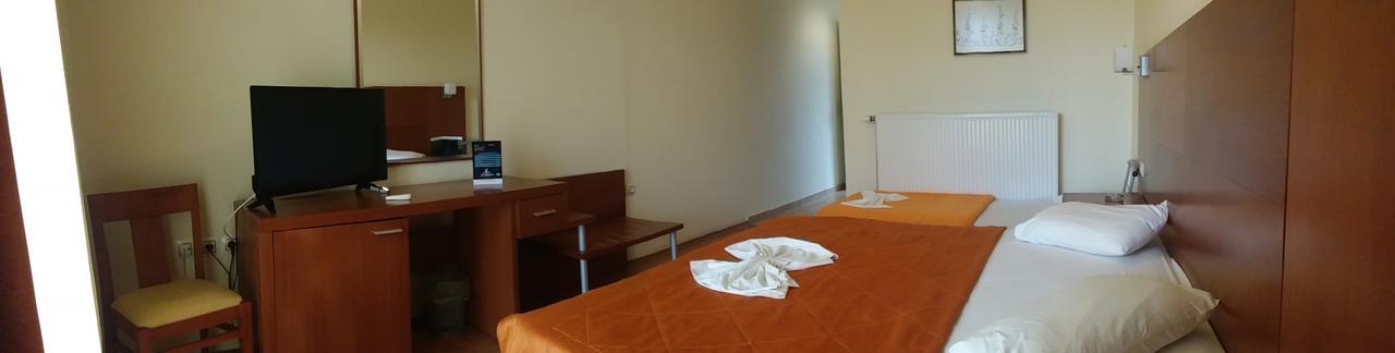 Zorbas Hotel Миртея Экстерьер фото